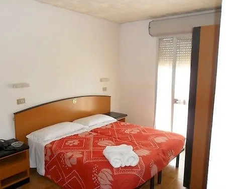 Orlov Hotel 2*