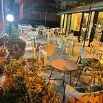 Orlov فندق ريميني