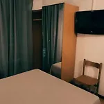 Orlov فندق ريميني