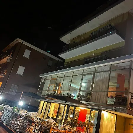 酒店 Orlov 里米尼