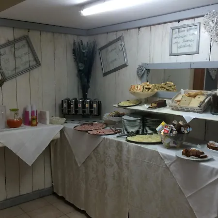 Orlov 酒店 里米尼