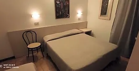 Orlov Hotel 2*