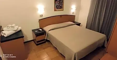 Hotel Orlov Rímini